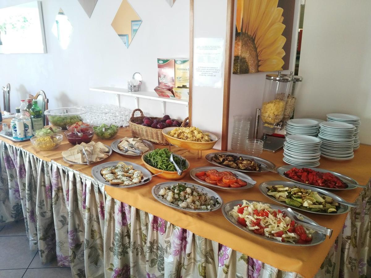 Hotel Marittimo Rimini Eksteriør bilde
