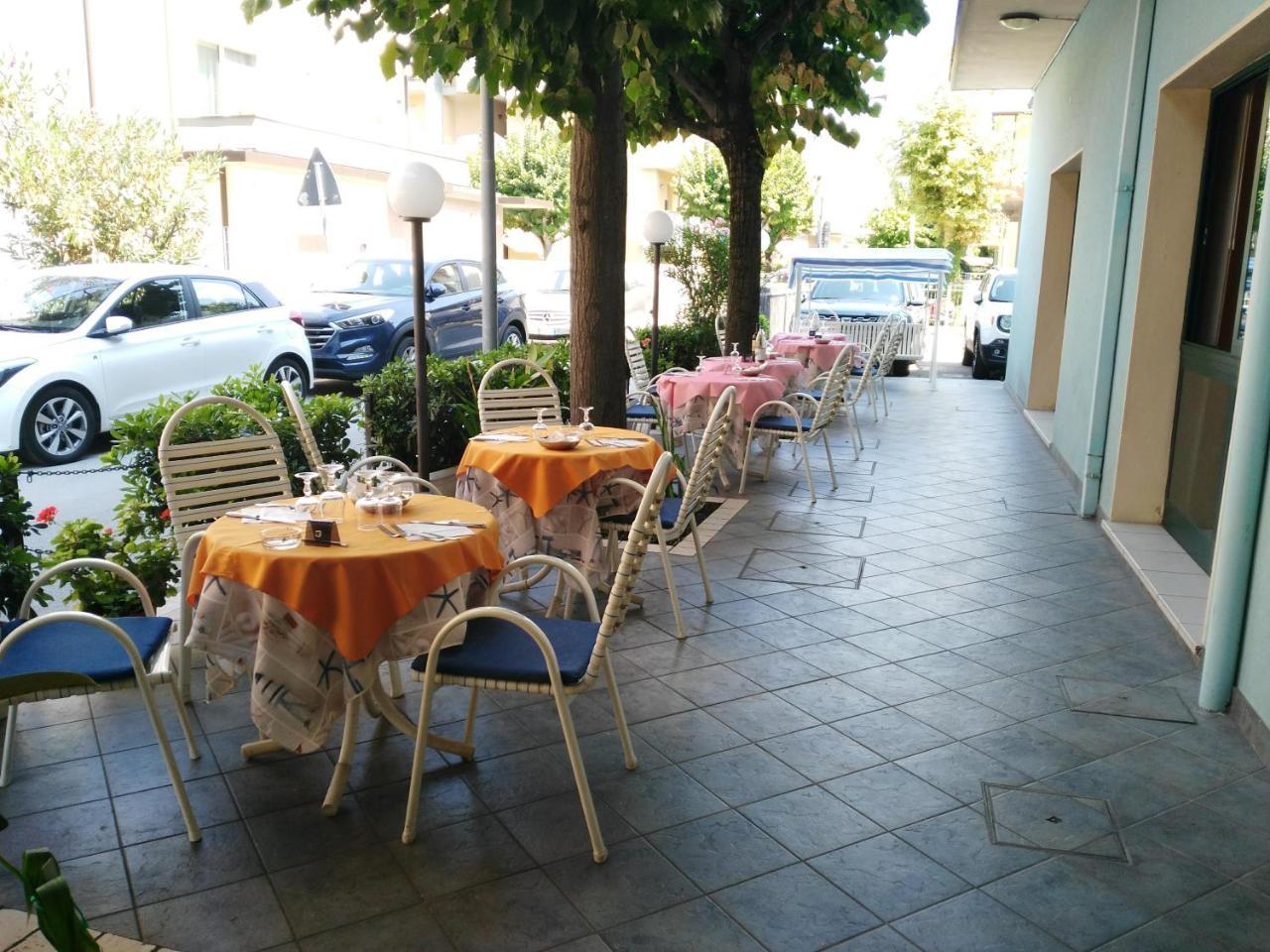 Hotel Marittimo Rimini Eksteriør bilde